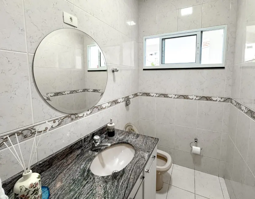 Casa à venda, 177m2 em Vila Aurora I, Rondonopolis - MT - imagem 8 Foto 8 de Casa à venda, 177m2 em Vila Aurora I, Rondonopolis - MT