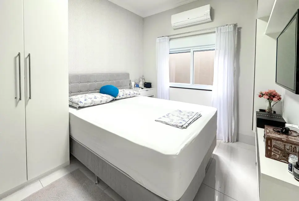 Foto 13 de Casa à venda, 177m2 em Vila Aurora I, Rondonopolis - MT