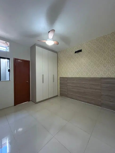 Casa com 3 quartos à venda, 326m2 em Centro, Rondonopolis - MT - imagem 4 Foto 4 de Casa com 3 quartos à venda, 326m2 em Centro, Rondonopolis - MT