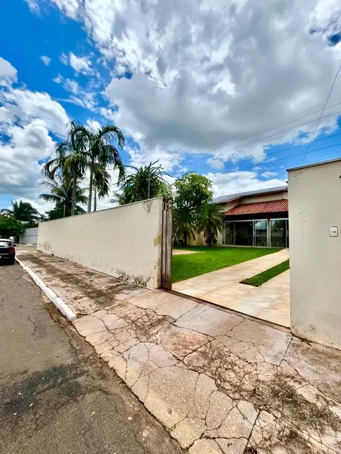 Casa de Vila com 3 quartos à venda, 258m2 em Residencial Bela Vista, Rondonopolis - MT - imagem 7 Foto 7 de Casa de Vila com 3 quartos à venda, 258m2 em Residencial Bela Vista, Rondonopolis - MT