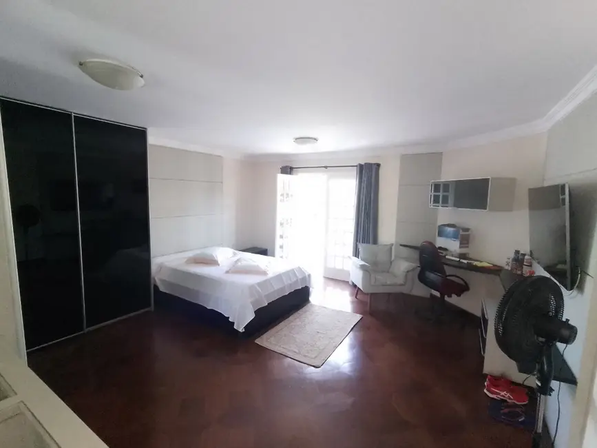 Foto 3 de Casa de Vila com 5 quartos à venda, 413m2 em Pastoril, Ribeirao Pires - SP