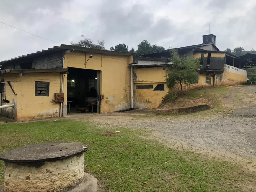 Foto 30 de Apartamento à venda em Juquitiba - SP