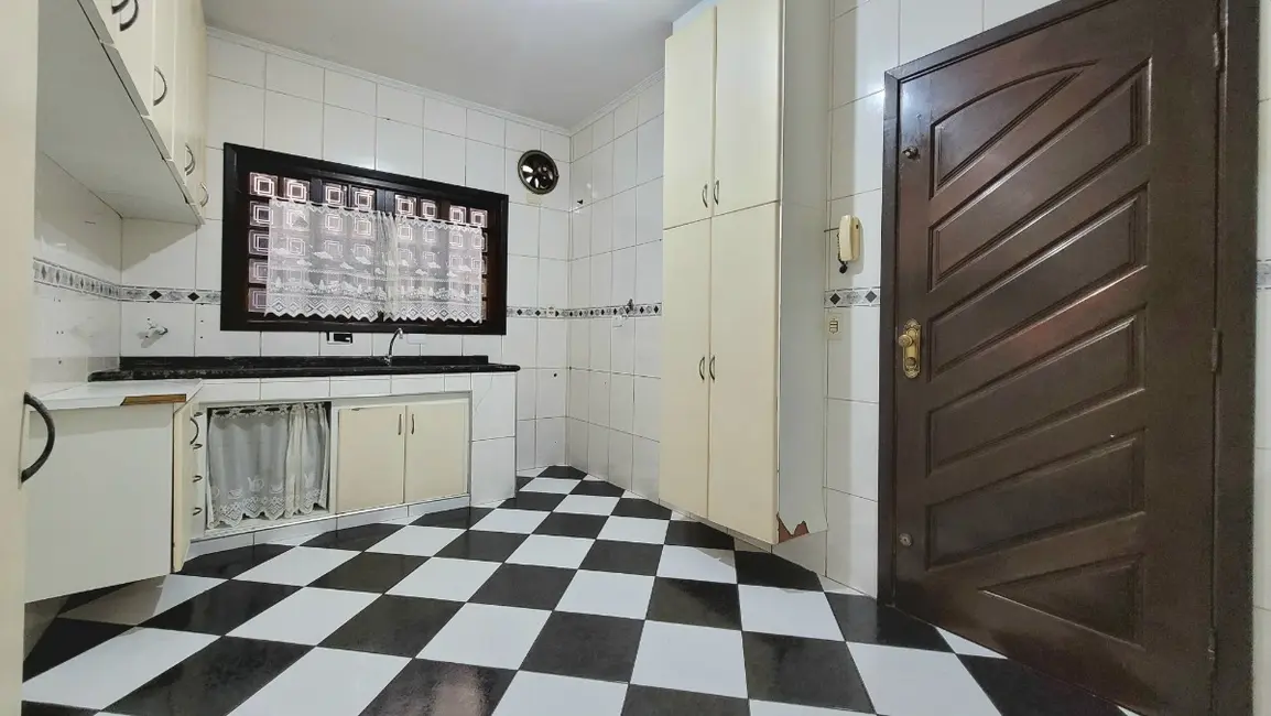 Casa com 3 quartos à venda, 209m2 em Nova Petrópolis, Sao Bernardo Do Campo - SP - imagem 6 Foto 6 de Casa com 3 quartos à venda, 209m2 em Nova Petrópolis, Sao Bernardo Do Campo - SP