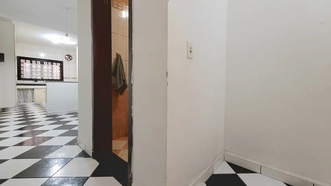Casa com 3 quartos à venda, 209m2 em Nova Petrópolis, Sao Bernardo Do Campo - SP - imagem 3 Foto 3 de Casa com 3 quartos à venda, 209m2 em Nova Petrópolis, Sao Bernardo Do Campo - SP