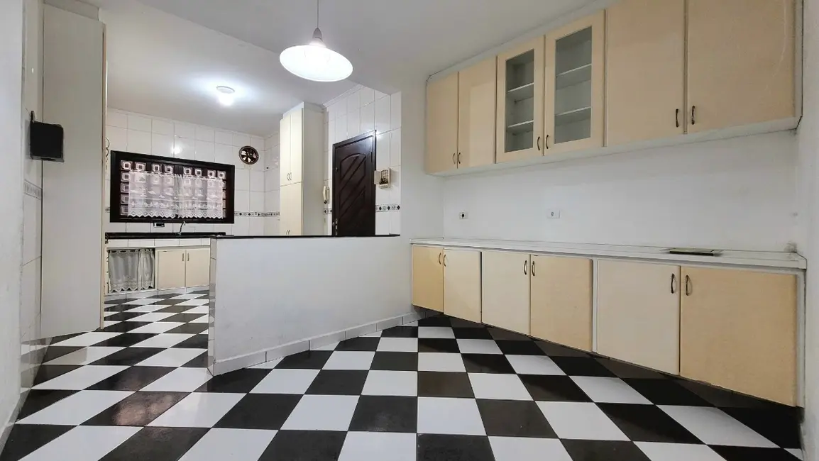 Casa com 3 quartos à venda, 209m2 em Nova Petrópolis, Sao Bernardo Do Campo - SP - imagem 5 Foto 5 de Casa com 3 quartos à venda, 209m2 em Nova Petrópolis, Sao Bernardo Do Campo - SP