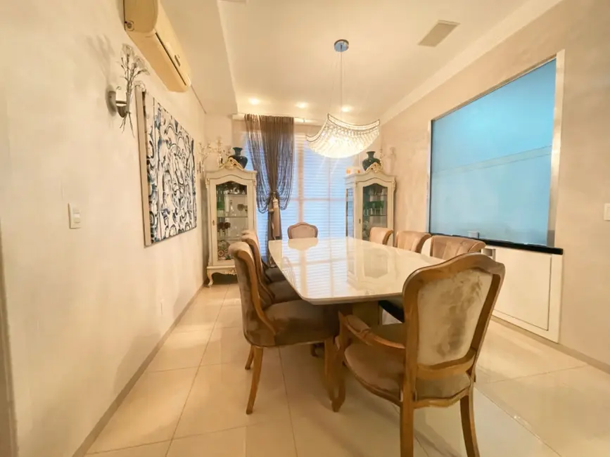 Foto 2 de Apartamento com 3 quartos à venda, 188m2 em Vila Aurora II, Rondonopolis - MT