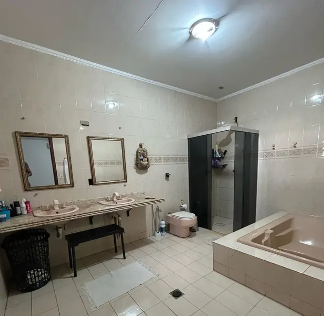 Foto 20 de Sobrado à venda, 600m2 em Vila Adriana, Rondonopolis - MT