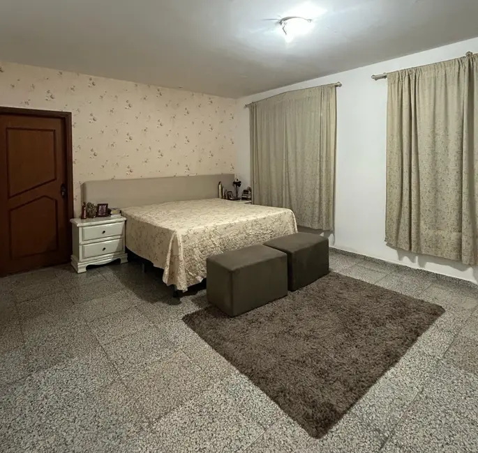 Foto 19 de Sobrado à venda, 600m2 em Vila Adriana, Rondonopolis - MT