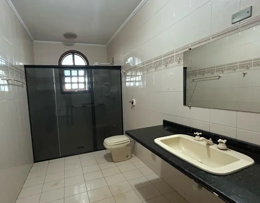 Foto 18 de Sobrado à venda, 600m2 em Vila Adriana, Rondonopolis - MT