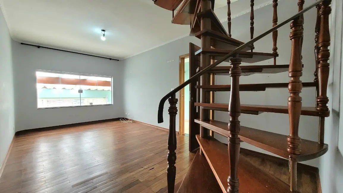 Sobrado com 3 quartos à venda, 169m2 em Parque Erasmo Assunção, Santo Andre - SP - imagem 9 Foto 9 de Sobrado com 3 quartos à venda, 169m2 em Parque Erasmo Assunção, Santo Andre - SP