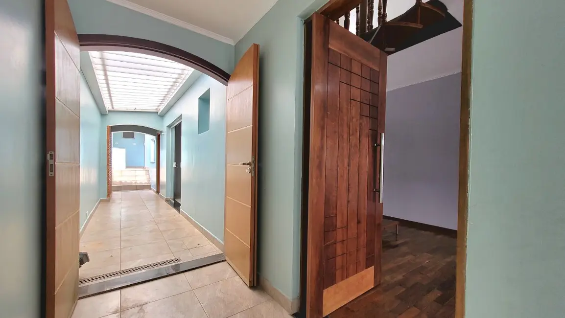 Sobrado com 3 quartos à venda, 169m2 em Parque Erasmo Assunção, Santo Andre - SP - imagem 5 Foto 5 de Sobrado com 3 quartos à venda, 169m2 em Parque Erasmo Assunção, Santo Andre - SP