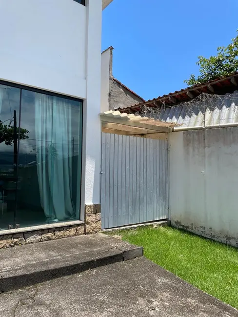 Foto 4 de Casa de Condomínio com 3 quartos à venda, 153m2 em Ilhabela - SP