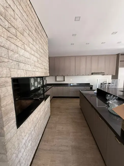 Foto 12 de Casa à venda, 412m2 em Coophalis, Rondonopolis - MT