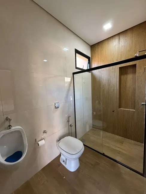 Casa à venda, 412m2 em Coophalis, Rondonopolis - MT - imagem 9 Foto 9 de Casa à venda, 412m2 em Coophalis, Rondonopolis - MT