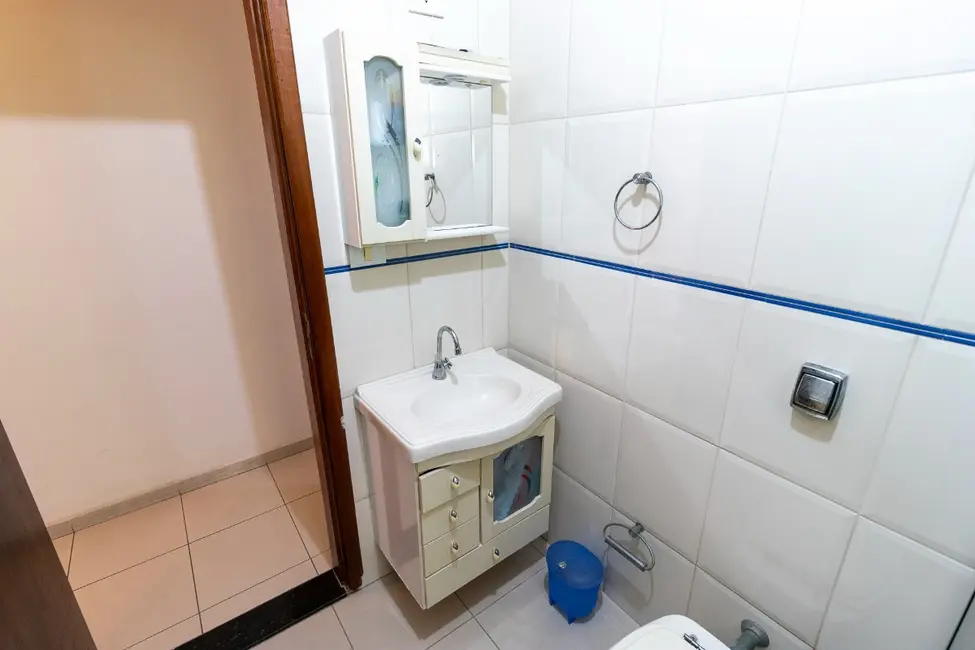 Sobrado com 3 quartos à venda, 222m2 em Parque das Nações, Santo Andre - SP - imagem 7 Foto 7 de Sobrado com 3 quartos à venda, 222m2 em Parque das Nações, Santo Andre - SP