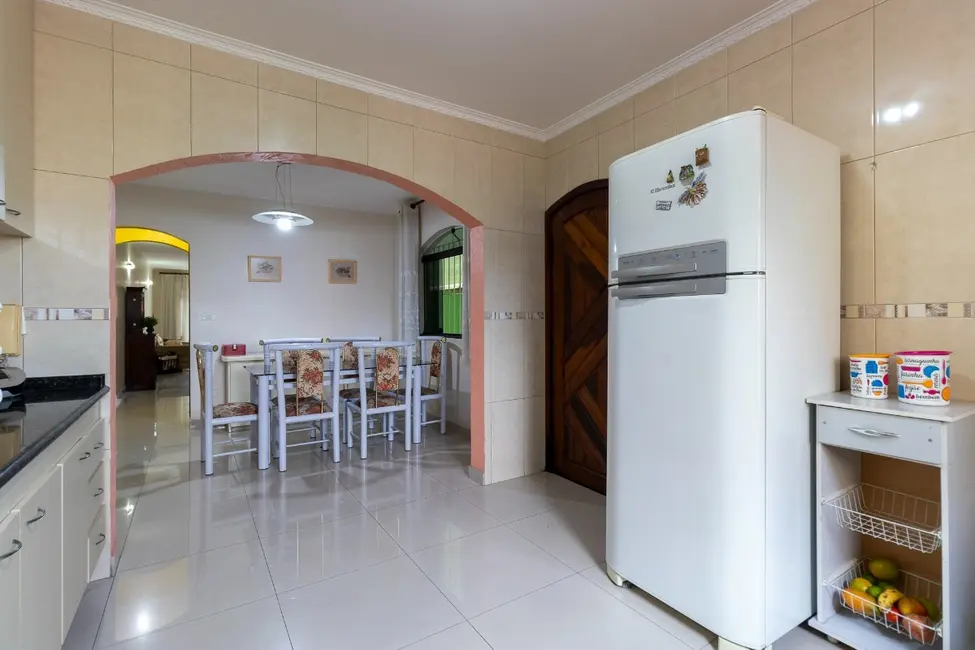 Sobrado com 3 quartos à venda, 222m2 em Parque das Nações, Santo Andre - SP - imagem 6 Foto 6 de Sobrado com 3 quartos à venda, 222m2 em Parque das Nações, Santo Andre - SP