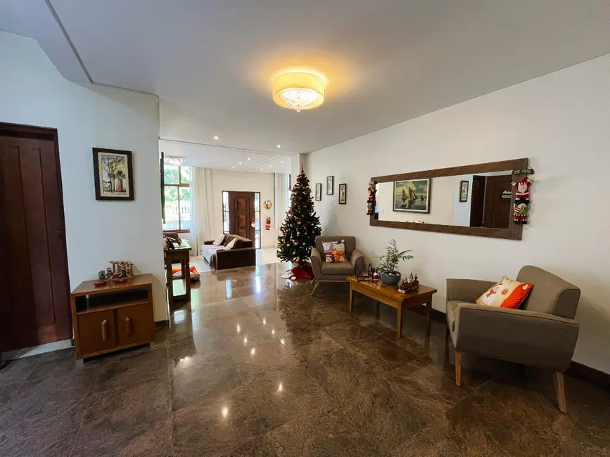 Casa de Condomínio com 4 quartos à venda, 302m2 em Pinus Park, Cotia - SP - imagem 5 Foto 5 de Casa de Condomínio com 4 quartos à venda, 302m2 em Pinus Park, Cotia - SP