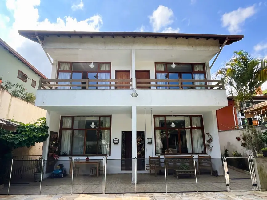 Casa de Condomínio com 4 quartos à venda, 302m2 em Pinus Park, Cotia - SP - imagem 2 Foto 2 de Casa de Condomínio com 4 quartos à venda, 302m2 em Pinus Park, Cotia - SP