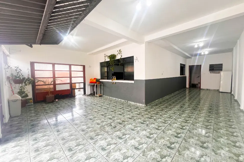 Foto 3 de Casa de Vila com 3 quartos à venda, 216m2 em Jardim Primavera, Maua - SP