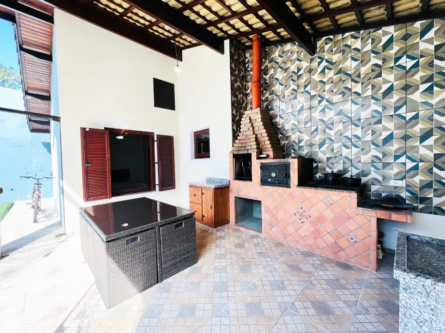 Casa de Condomínio com 3 quartos à venda, 215m2 em Centro Alto, Ribeirao Pires - SP - imagem 8 Foto 8 de Casa de Condomínio com 3 quartos à venda, 215m2 em Centro Alto, Ribeirao Pires - SP