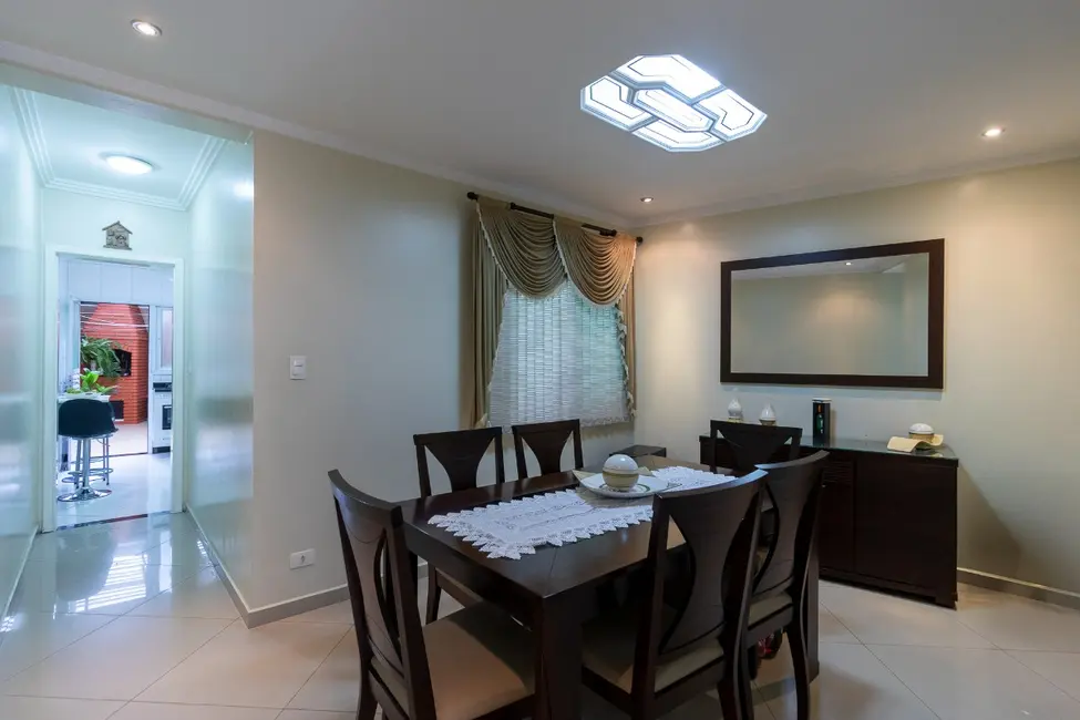 Sobrado com 3 quartos à venda, 112m2 em Santa Terezinha, Santo Andre - SP - imagem 4 Foto 4 de Sobrado com 3 quartos à venda, 112m2 em Santa Terezinha, Santo Andre - SP