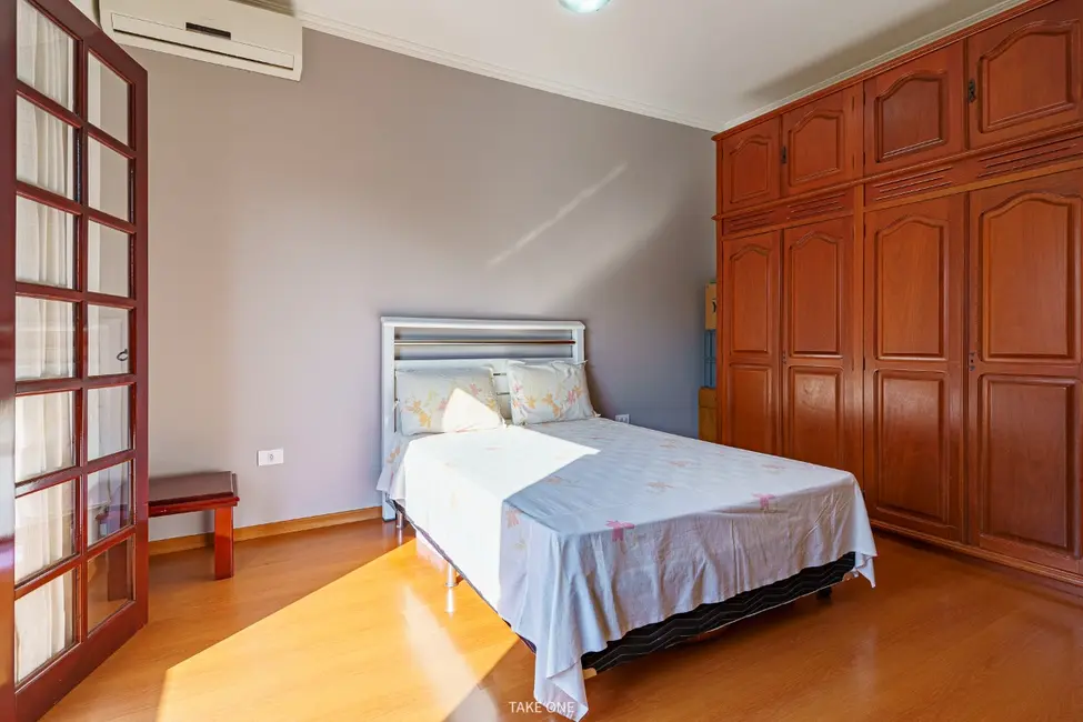 Foto 8 de Casa de Condomínio com 5 quartos à venda, 350m2 em Parque das Laranjeiras, Itatiba - SP