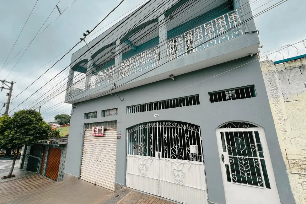 Foto 2 de Sobrado com 3 quartos à venda, 371m2 em Jardim Santa Lídia, Maua - SP