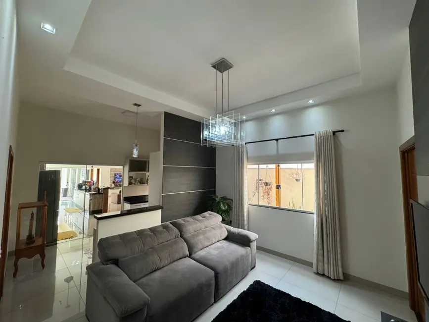 Casa com 2 quartos à venda, 456m2 em Vila Goulart, Rondonopolis - MT - imagem 3 Foto 3 de Casa com 2 quartos à venda, 456m2 em Vila Goulart, Rondonopolis - MT