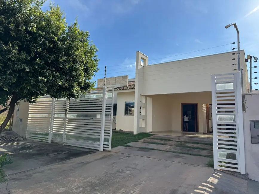 Casa com 2 quartos à venda, 456m2 em Vila Goulart, Rondonopolis - MT - imagem 1 Foto 1 de Casa com 2 quartos à venda, 456m2 em Vila Goulart, Rondonopolis - MT