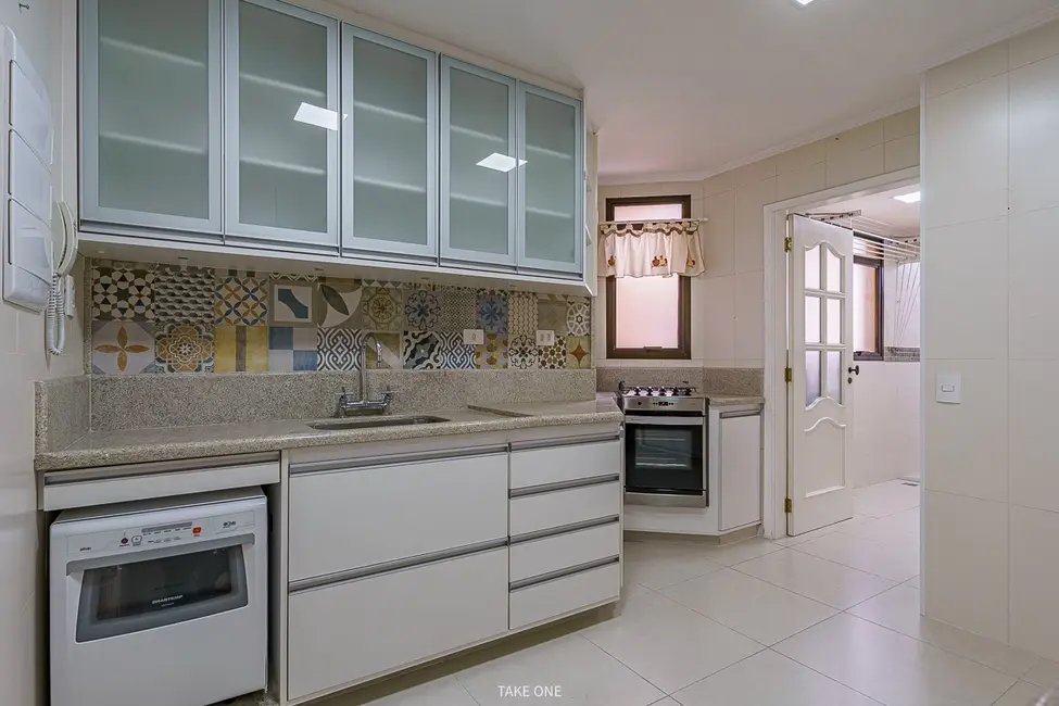 Apartamento com 3 quartos à venda, 102m2 em Cambuí, Campinas - SP - imagem 8 Foto 8 de Apartamento com 3 quartos à venda, 102m2 em Cambuí, Campinas - SP