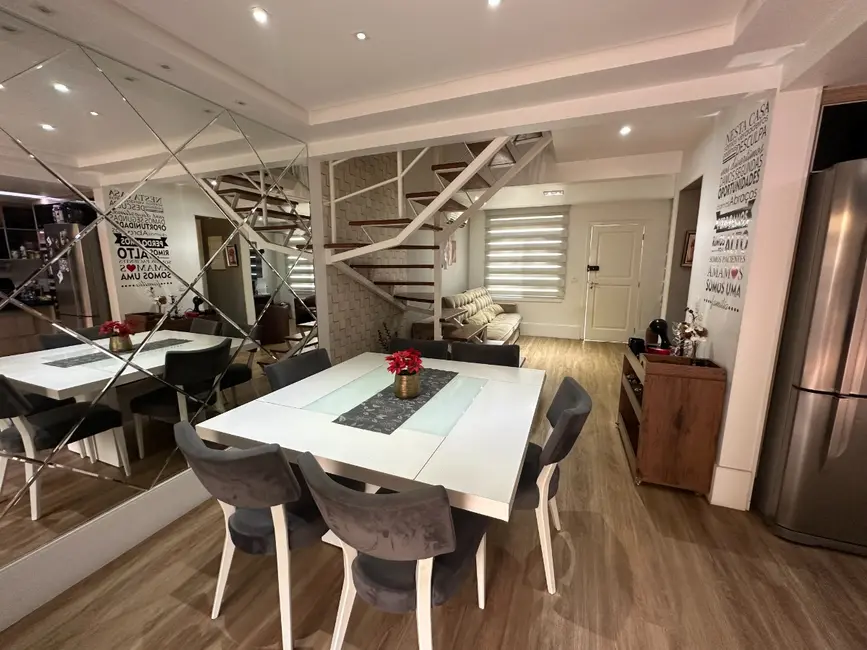 Casa de Condomínio com 3 quartos à venda, 100m2 em Parque Renato Maia, Guarulhos - SP - imagem 7 Foto 7 de Casa de Condomínio com 3 quartos à venda, 100m2 em Parque Renato Maia, Guarulhos - SP