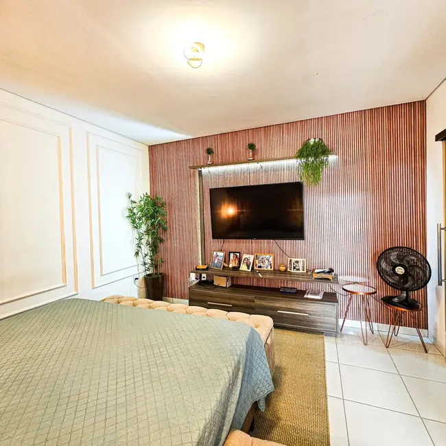 Foto 9 de Casa com 3 quartos à venda, 244m2 em Loteamento Zé Sobrinho, Rondonopolis - MT