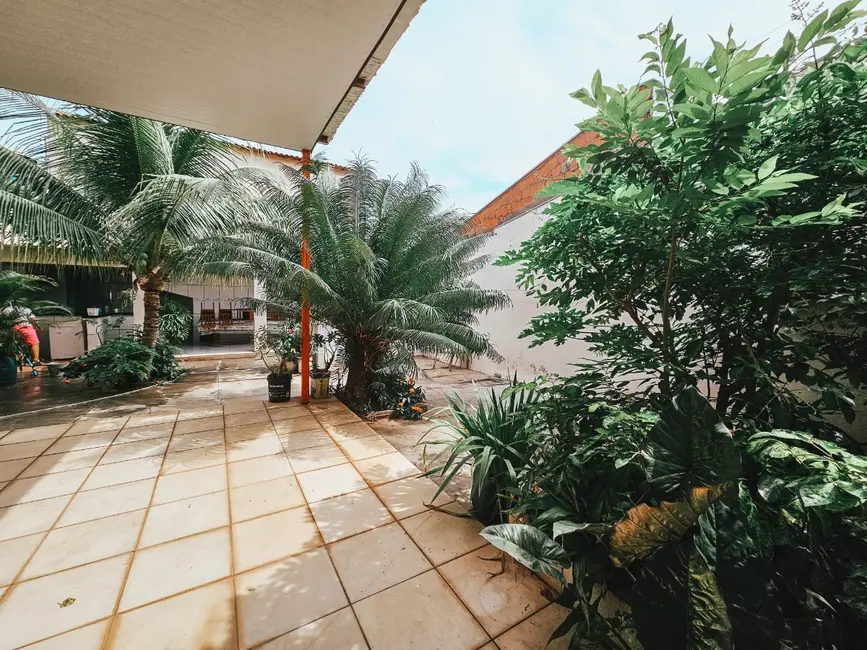 Foto 6 de Casa com 3 quartos à venda, 280m2 em Parque Residencial Buriti, Rondonopolis - MT