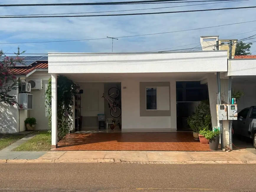 Foto 1 de Casa de Condomínio com 2 quartos à venda, 46m2 em Colina Verde, Rondonopolis - MT