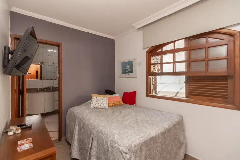 Casa com 5 quartos à venda, 300m2 em Jardim Textil, São Paulo - SP - imagem 7 Foto 7 de Casa com 5 quartos à venda, 300m2 em Jardim Textil, São Paulo - SP