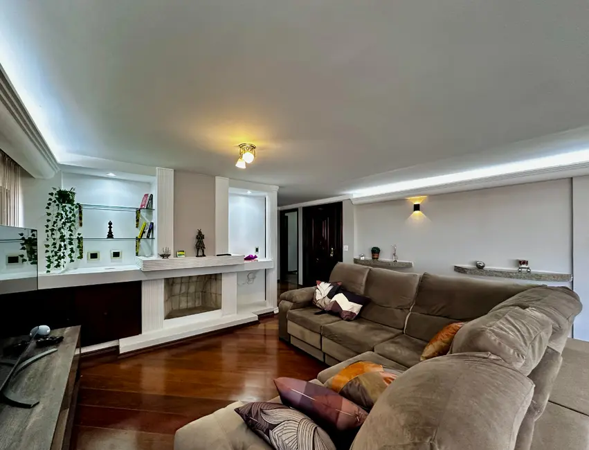 Foto 2 de Apartamento com 4 quartos à venda, 274m2 em Vila Alexandria, São Paulo - SP