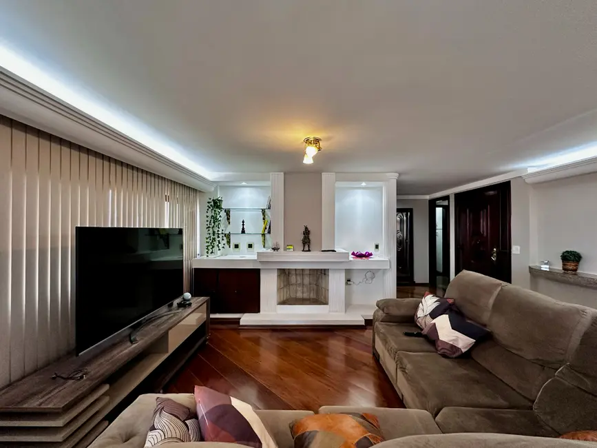 Foto 3 de Apartamento com 4 quartos à venda, 274m2 em Vila Alexandria, São Paulo - SP