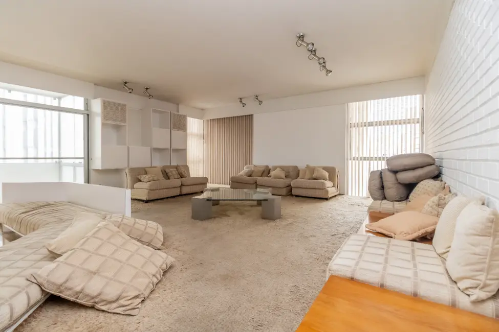 Apartamento com 3 quartos à venda, 228m2 em Santa Cecília, São Paulo - SP - imagem 5 Foto 5 de Apartamento com 3 quartos à venda, 228m2 em Santa Cecília, São Paulo - SP