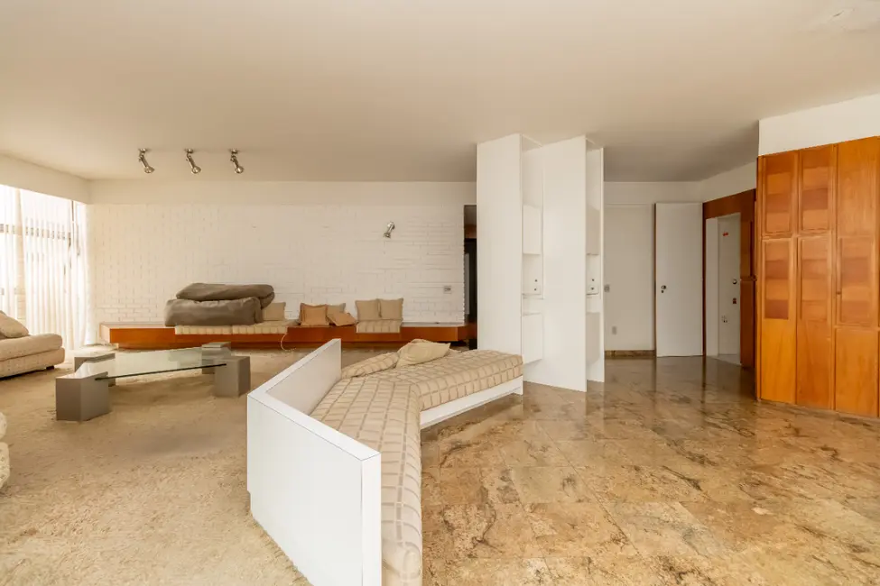 Apartamento com 3 quartos à venda, 228m2 em Santa Cecília, São Paulo - SP - imagem 4 Foto 4 de Apartamento com 3 quartos à venda, 228m2 em Santa Cecília, São Paulo - SP