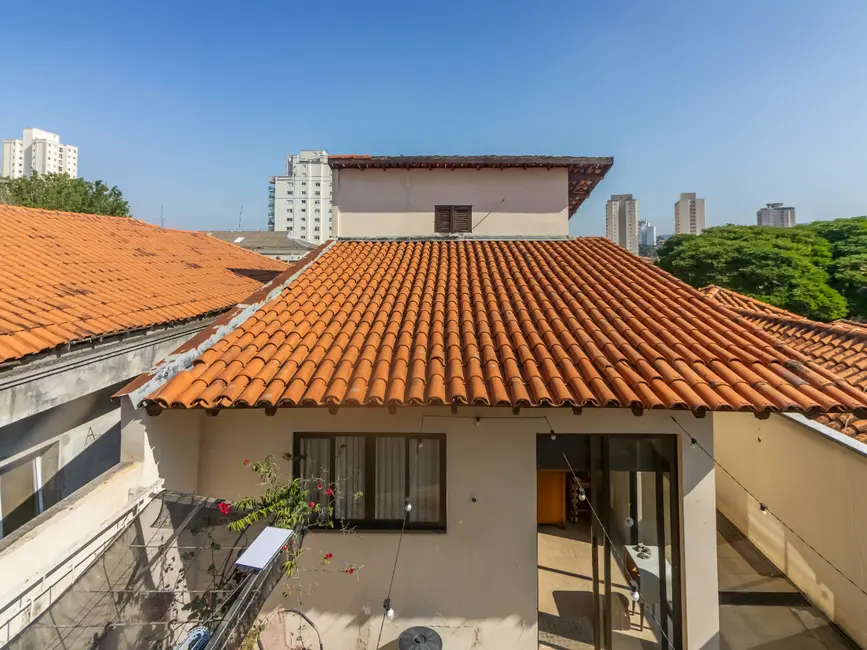 Sobrado com 3 quartos à venda, 256m2 em Vila Pereira Barreto, São Paulo - SP - imagem 8 Foto 8 de Sobrado com 3 quartos à venda, 256m2 em Vila Pereira Barreto, São Paulo - SP