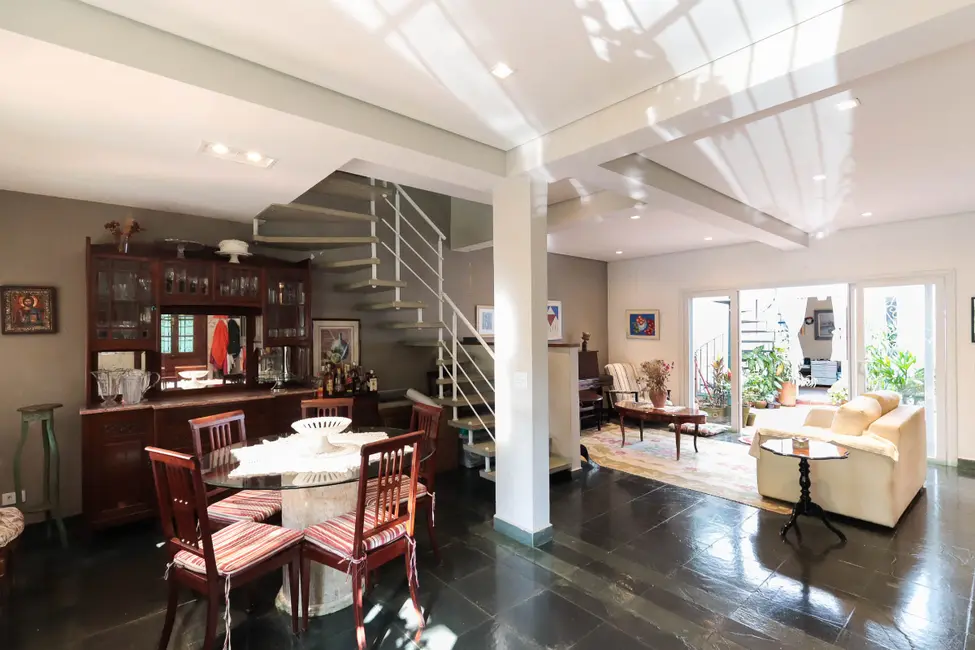 Casa de Vila com 4 quartos à venda, 240m2 em Aclimação, São Paulo - SP - imagem 5 Foto 5 de Casa de Vila com 4 quartos à venda, 240m2 em Aclimação, São Paulo - SP