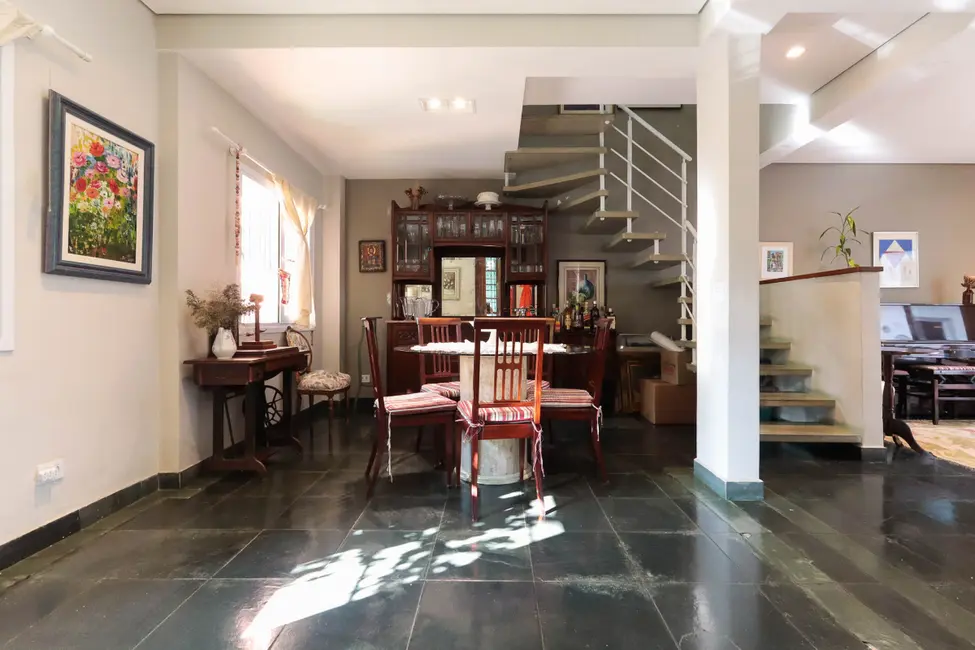 Casa de Vila com 4 quartos à venda, 240m2 em Aclimação, São Paulo - SP - imagem 6 Foto 6 de Casa de Vila com 4 quartos à venda, 240m2 em Aclimação, São Paulo - SP