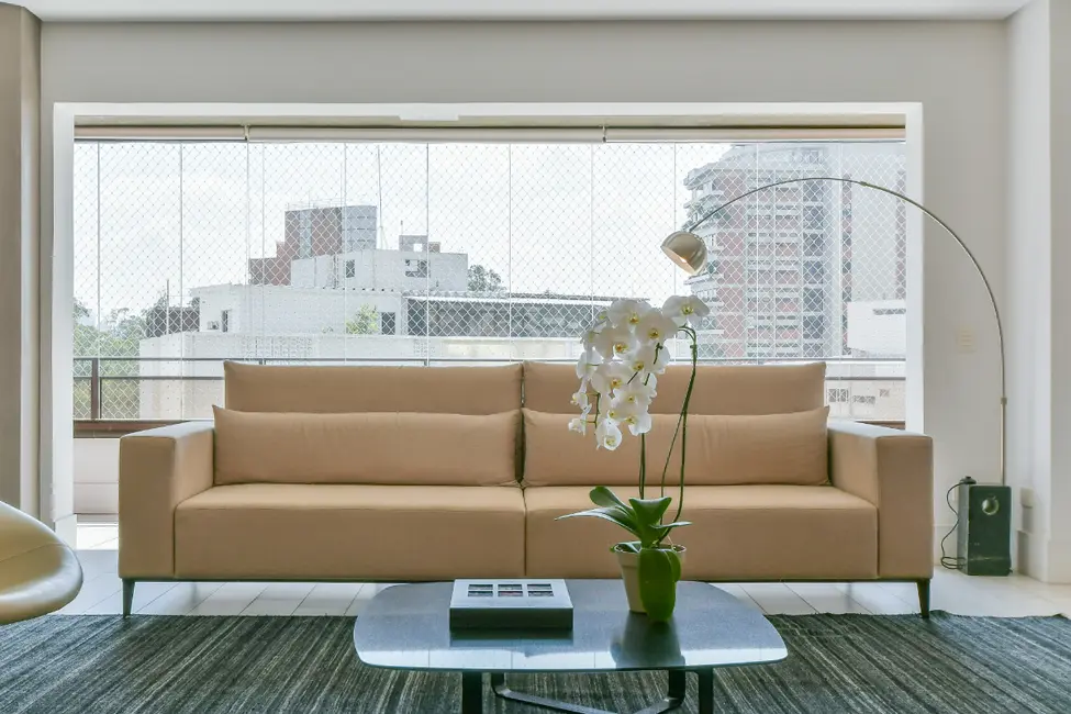 Apartamento com 3 quartos à venda, 209m2 em Vila Nova Conceição, São Paulo - SP - imagem 5 Foto 5 de Apartamento com 3 quartos à venda, 209m2 em Vila Nova Conceição, São Paulo - SP