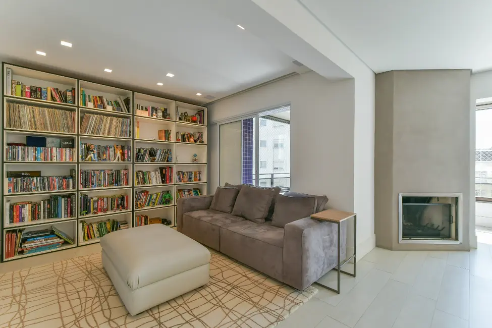 Apartamento com 3 quartos à venda, 209m2 em Vila Nova Conceição, São Paulo - SP - imagem 4 Foto 4 de Apartamento com 3 quartos à venda, 209m2 em Vila Nova Conceição, São Paulo - SP