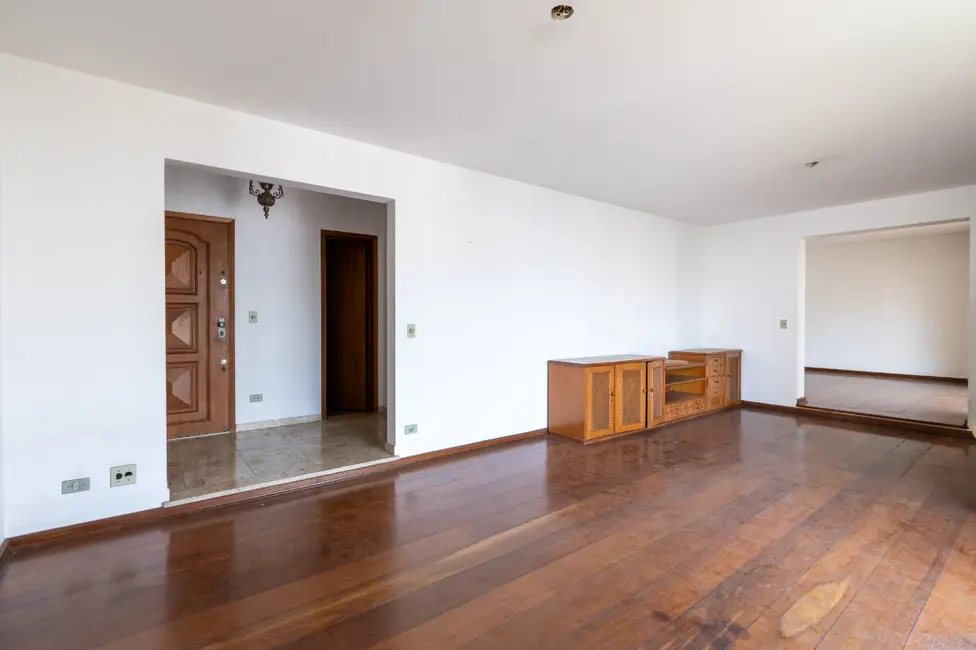 Apartamento com 4 quartos à venda, 202m2 em Campo Belo, São Paulo - SP - imagem 8 Foto 8 de Apartamento com 4 quartos à venda, 202m2 em Campo Belo, São Paulo - SP