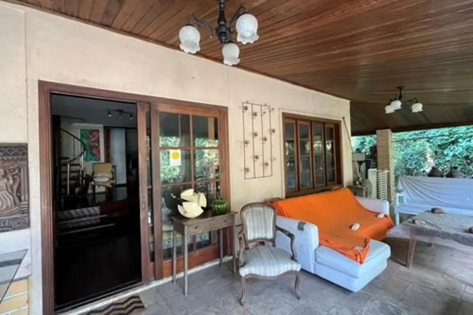 Foto 6 de Casa de Condomínio com 4 quartos à venda, 378m2 em Pinus Park, Cotia - SP