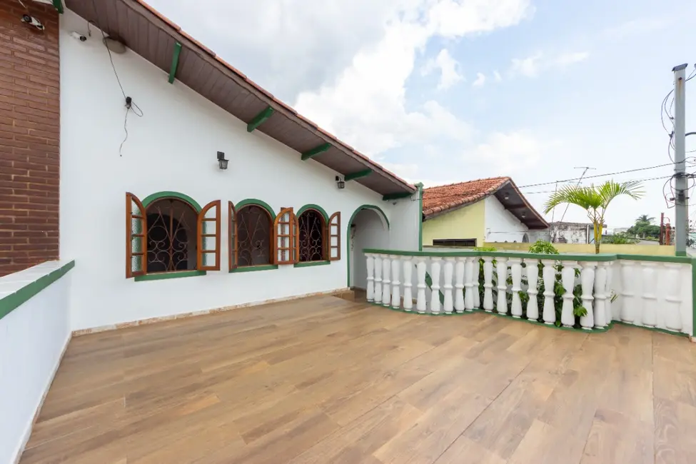 Sobrado com 2 quartos à venda, 157m2 em Canhema, Diadema - SP - imagem 3 Foto 3 de Sobrado com 2 quartos à venda, 157m2 em Canhema, Diadema - SP