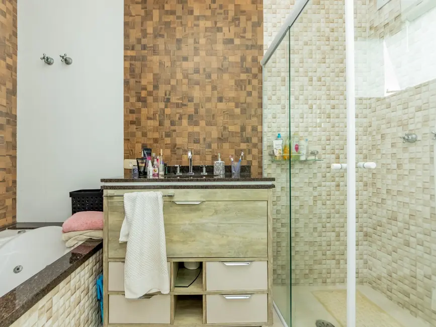 Foto 8 de Sobrado com 3 quartos à venda, 403m2 em Osvaldo Cruz, Sao Caetano Do Sul - SP