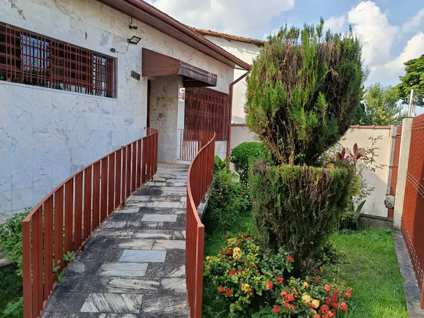 Casa com 5 quartos à venda, 247m2 em Jardim Guapira, São Paulo - SP - imagem 1 Foto 1 de Casa com 5 quartos à venda, 247m2 em Jardim Guapira, São Paulo - SP
