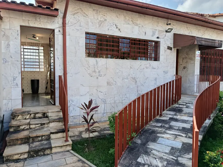 Casa com 5 quartos à venda, 247m2 em Jardim Guapira, São Paulo - SP - imagem 2 Foto 2 de Casa com 5 quartos à venda, 247m2 em Jardim Guapira, São Paulo - SP